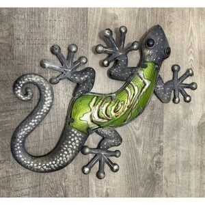 Green Swirls Gecko Lizard Metal Glass Wall Artwork Yard Decor Silver Tone 17.5"